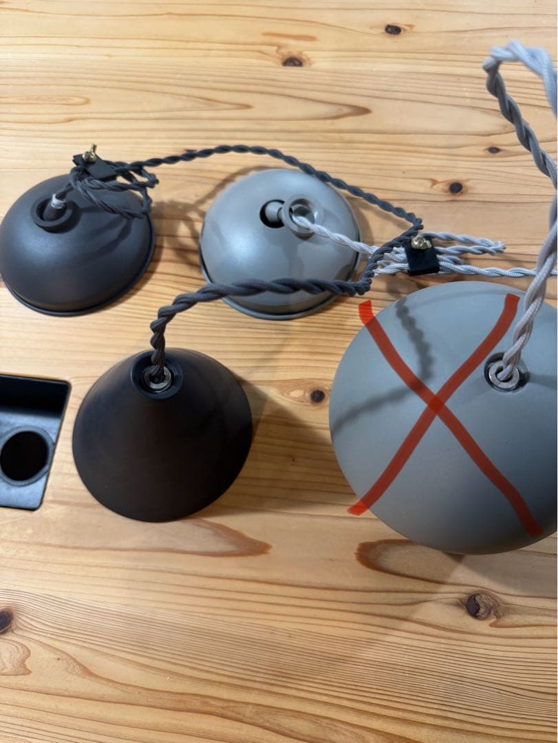 ARTWORKSTUDIO　ペンダントライト　三角錐のもののみ