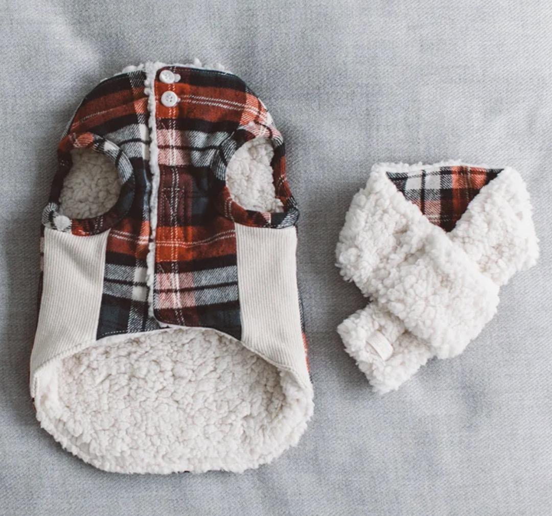 新品 犬服 free stitch リバーシブルジャケット マフラー セット