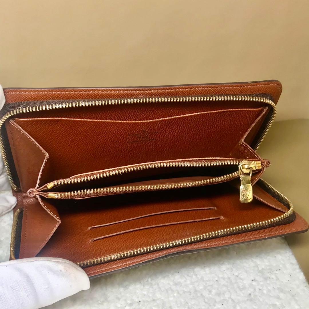 ルイヴィトン　モノグラムポルトモネジップ　ラウンドファスナー　二つ折り長財布