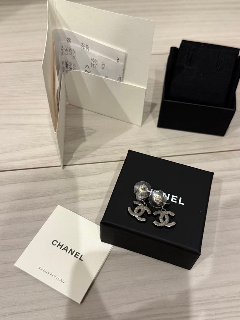 CHANEL シャネル ピアス(両耳用)
