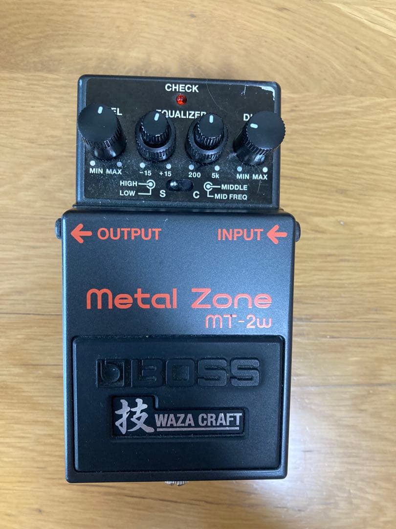 BOSS l Zone 技MT-2W ギターエフェクター動作確認済み