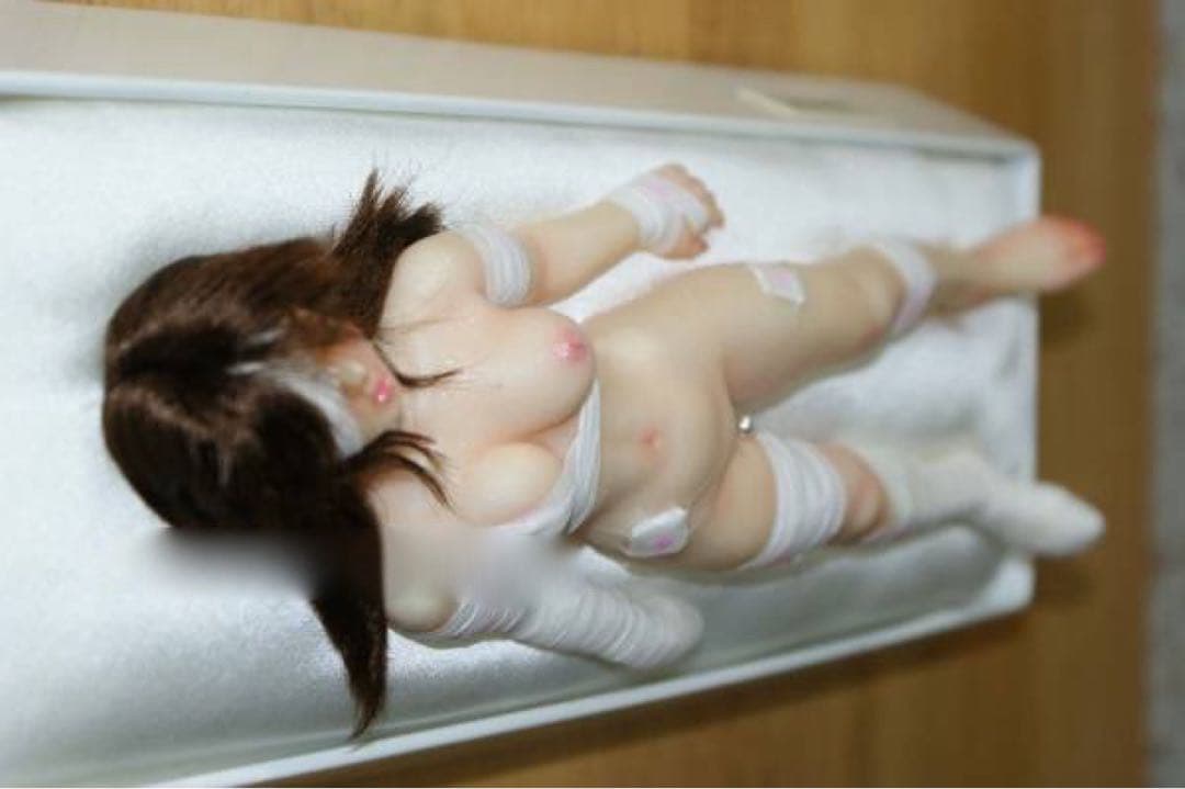 荒木元太郎　ワンオフ　包帯　少女フィギュア　1of1 1/1 世界に１つ