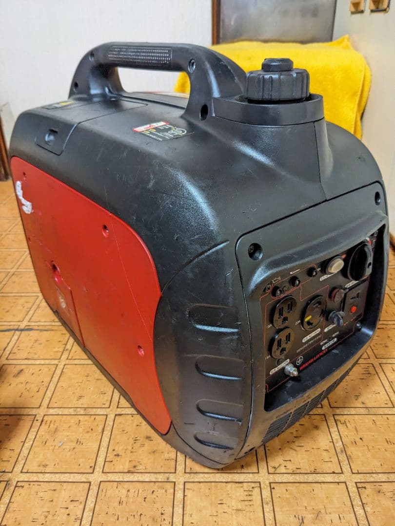 ワキタHPG2300isインバータ発電機、ジャンク。