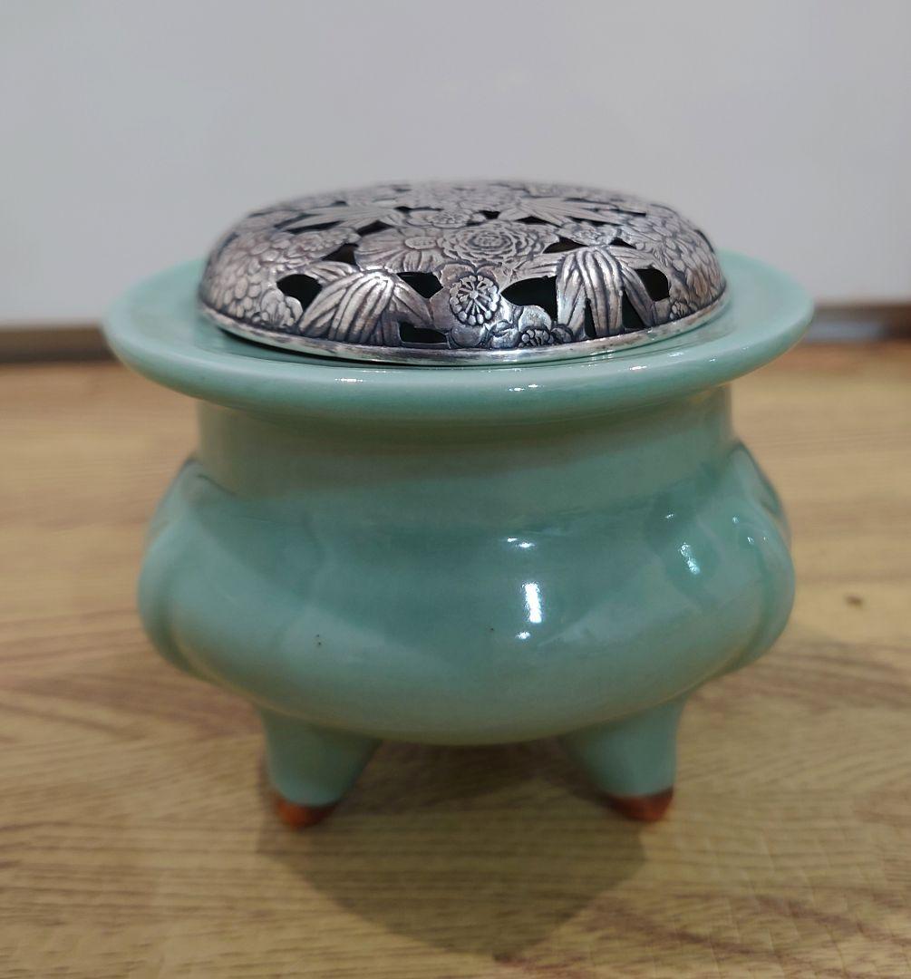 青磁 袴腰香炉 純銀透彫火舎