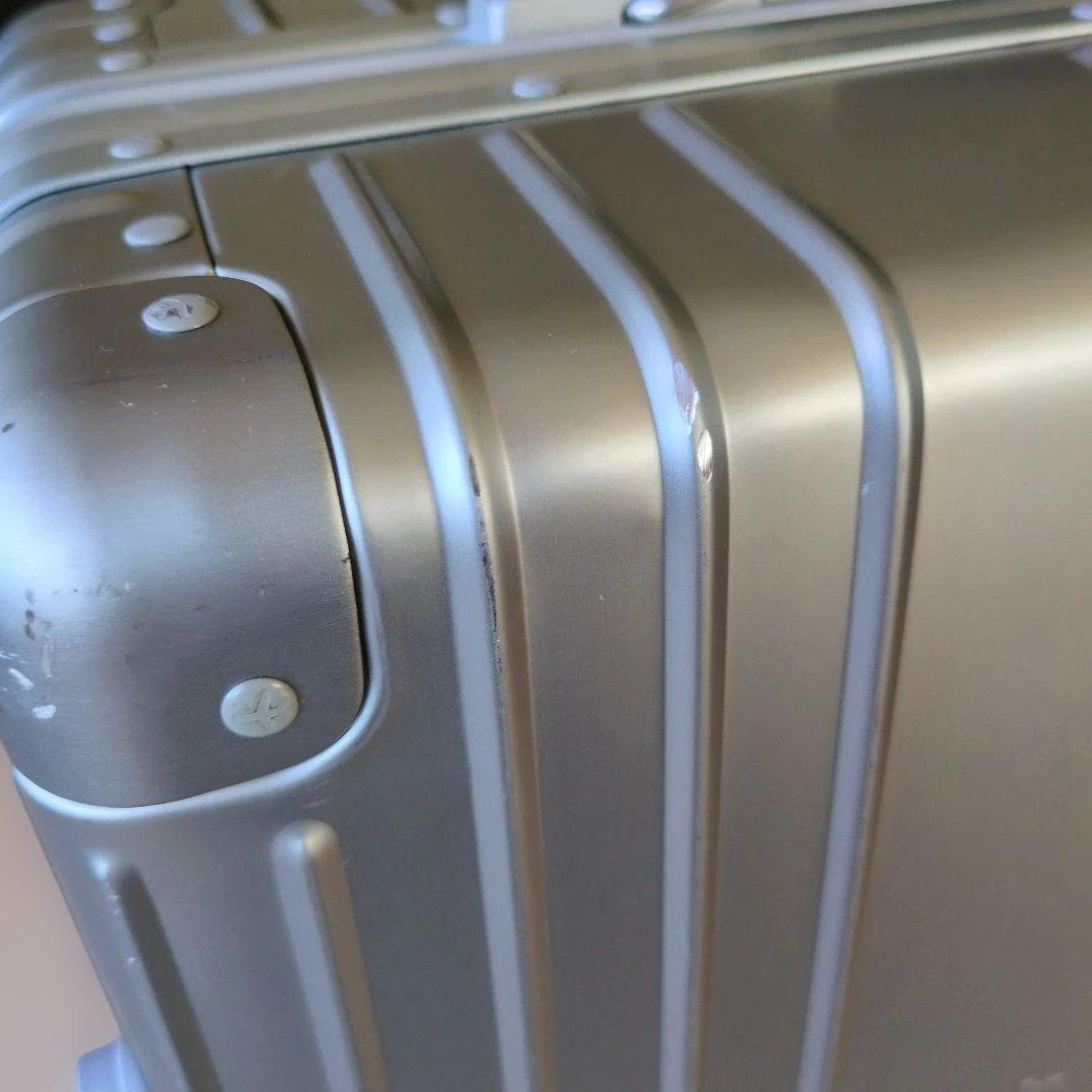 イノベータースーツケースINV1811機内持込可