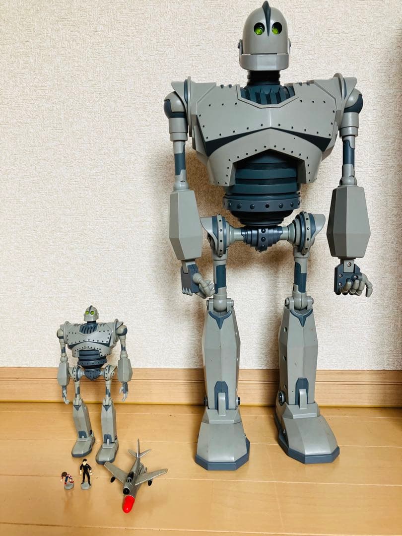 アイアン・ジャイアント フィギュアセット