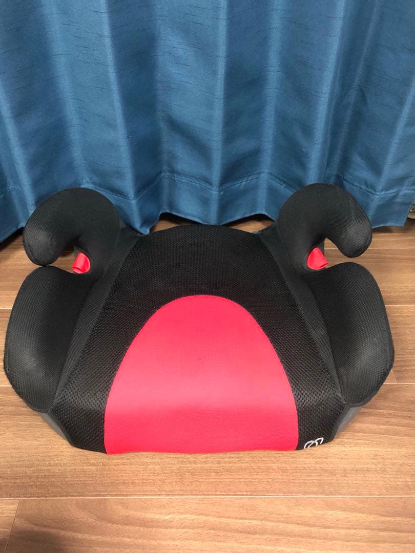 AILEBEBE エールべべ　チャイルドシート　スカーレットブラック