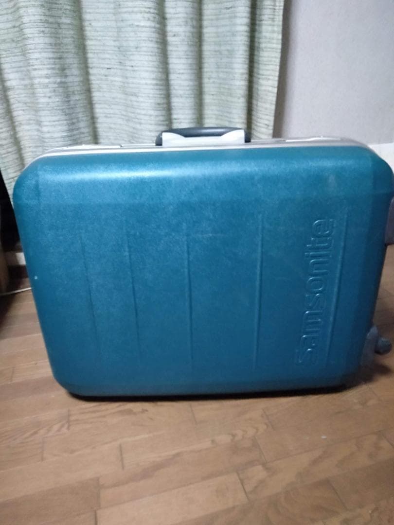 サムソナイトシルエットMV キャリーケース 4輪