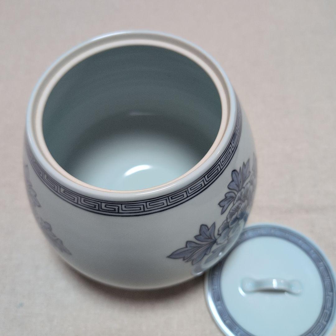 茶道具　水指　古仙窯　染付牡丹紋　桐箱入