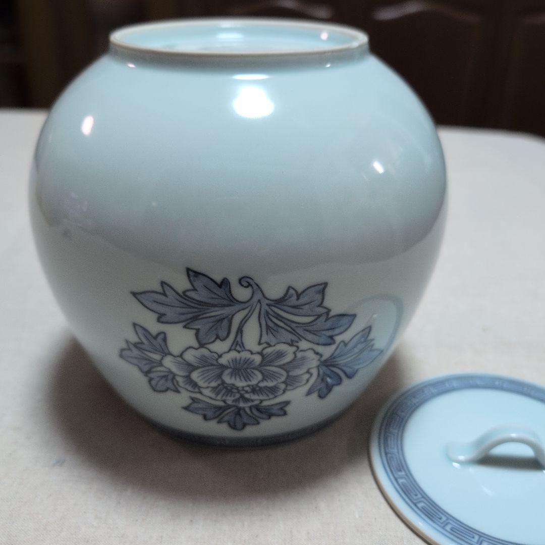 茶道具　水指　古仙窯　染付牡丹紋　桐箱入