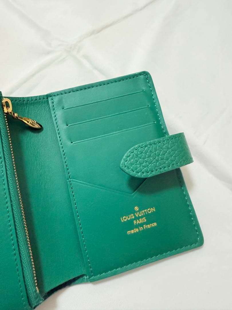 LOUIS VUITTON トリヨンヴェルティカル ウォレット コンパクト