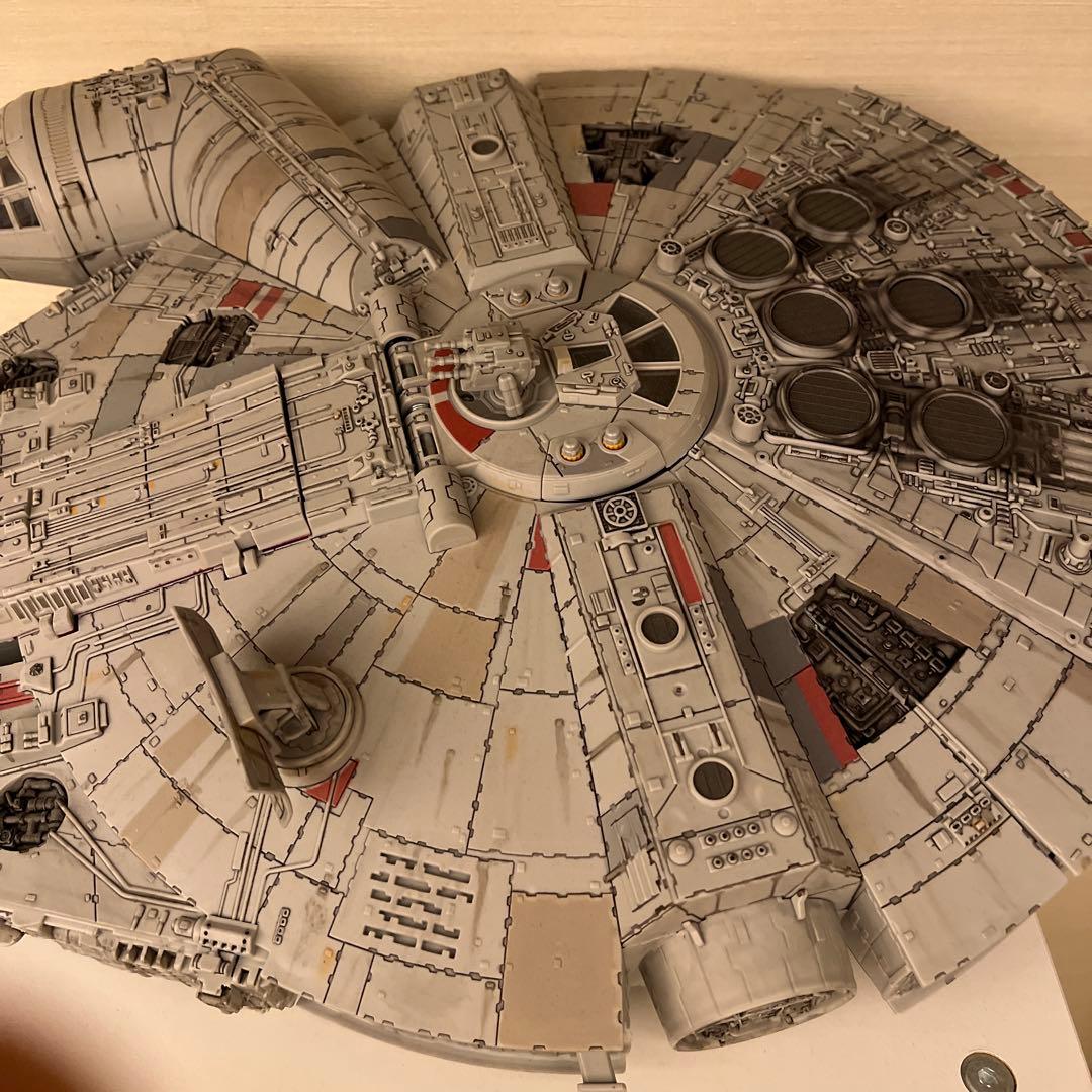 ミレニアムファルコン　フィギュア付き　40cm