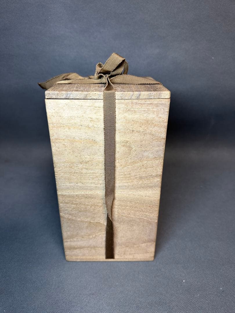 尾張七宝名工 七宝焼鶴文花瓶共箱 美品 服部良三作　アンティーク　コレクション