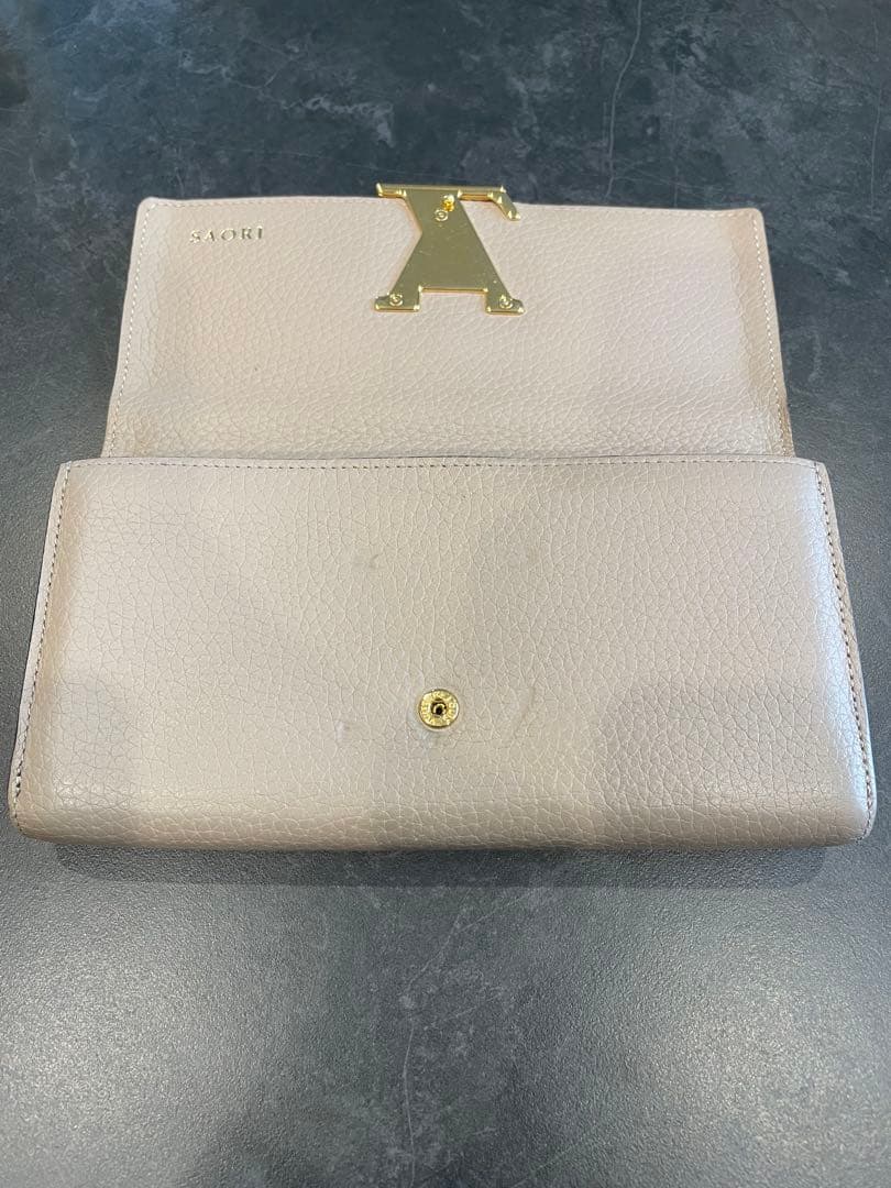 Louis Vuitton ベージュ 二つ折り財布