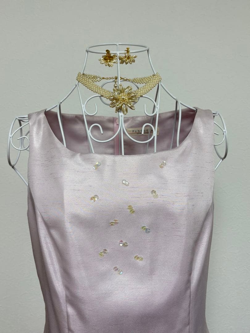 E*様 FUNQUETH フリルドレスとオーガンジーロングジレ　アクセサリー付き