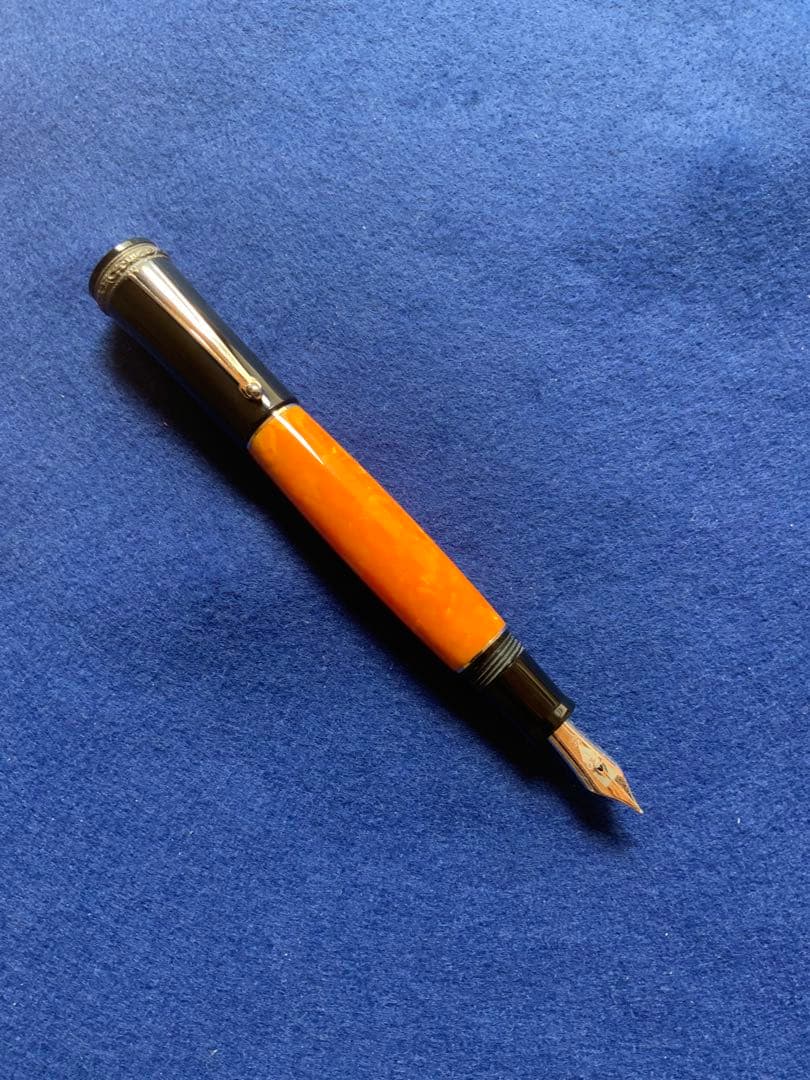 デルタ20周年記念　ドルチェビータ万年筆　カートリッジ式