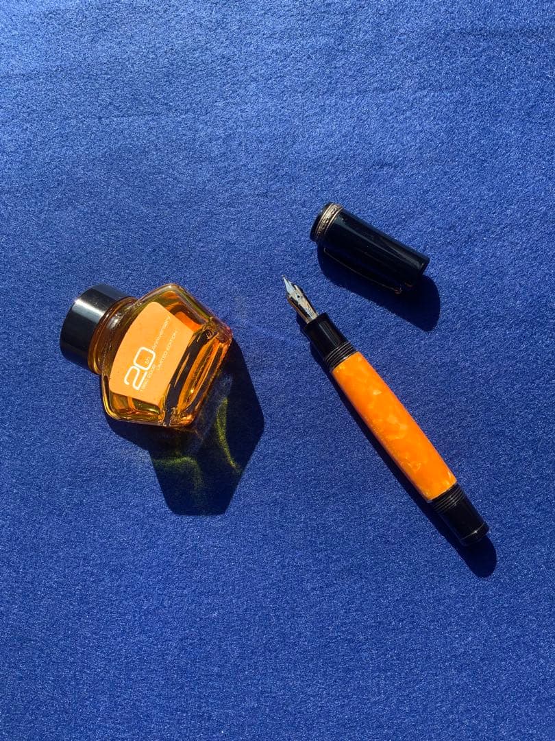 デルタ20周年記念　ドルチェビータ万年筆　カートリッジ式