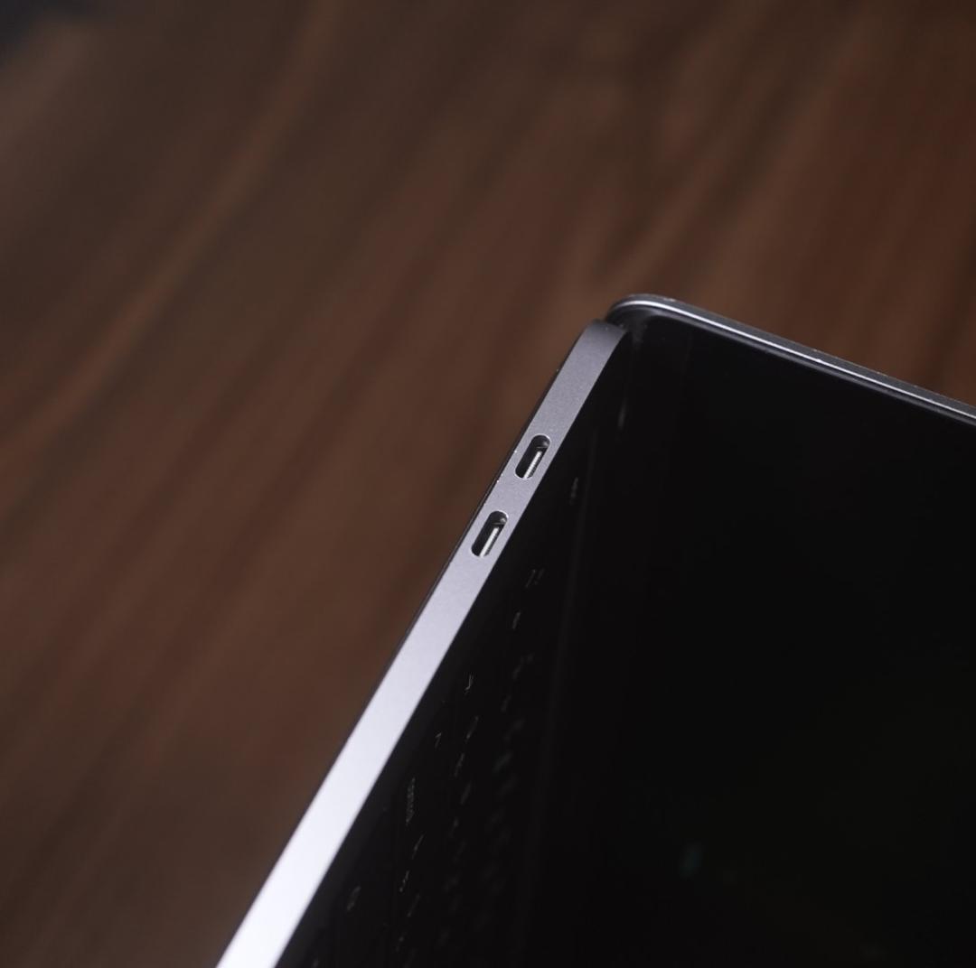 Macbook Pro M1 2020 13インチ 1TB 16GB