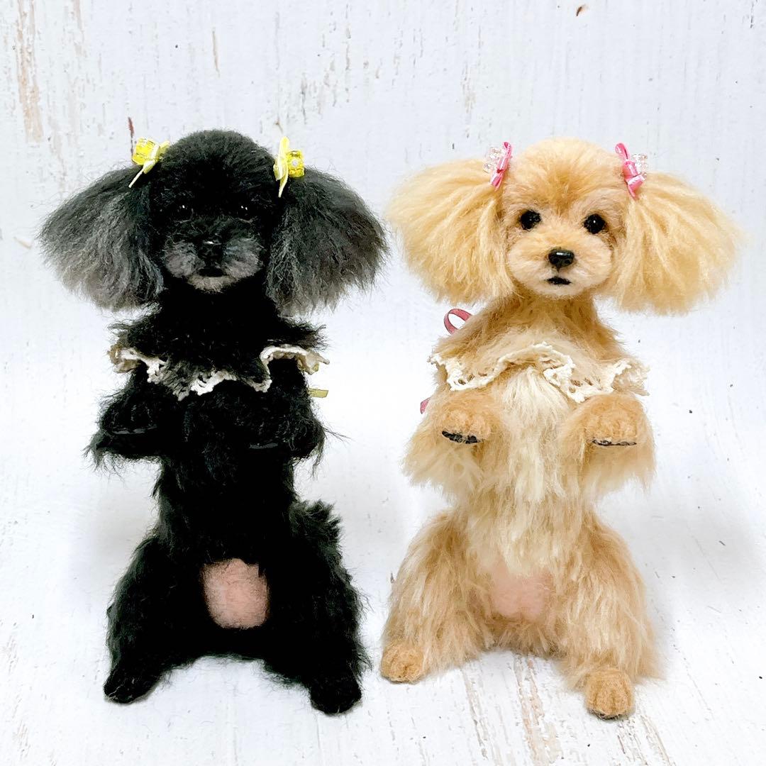 Hiroko 羊毛フェルト 犬 トイプードルちゃん
