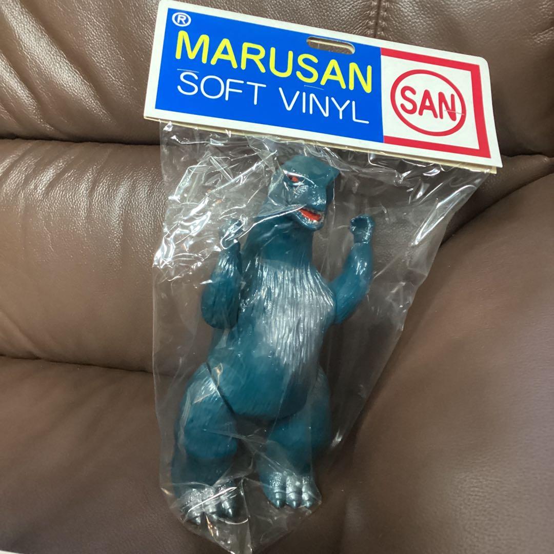 マルサン　ゴジラ＆ミニラ＆黄色ガバラ&蓄光ゴロザウルス　4体セット値引不可　新品