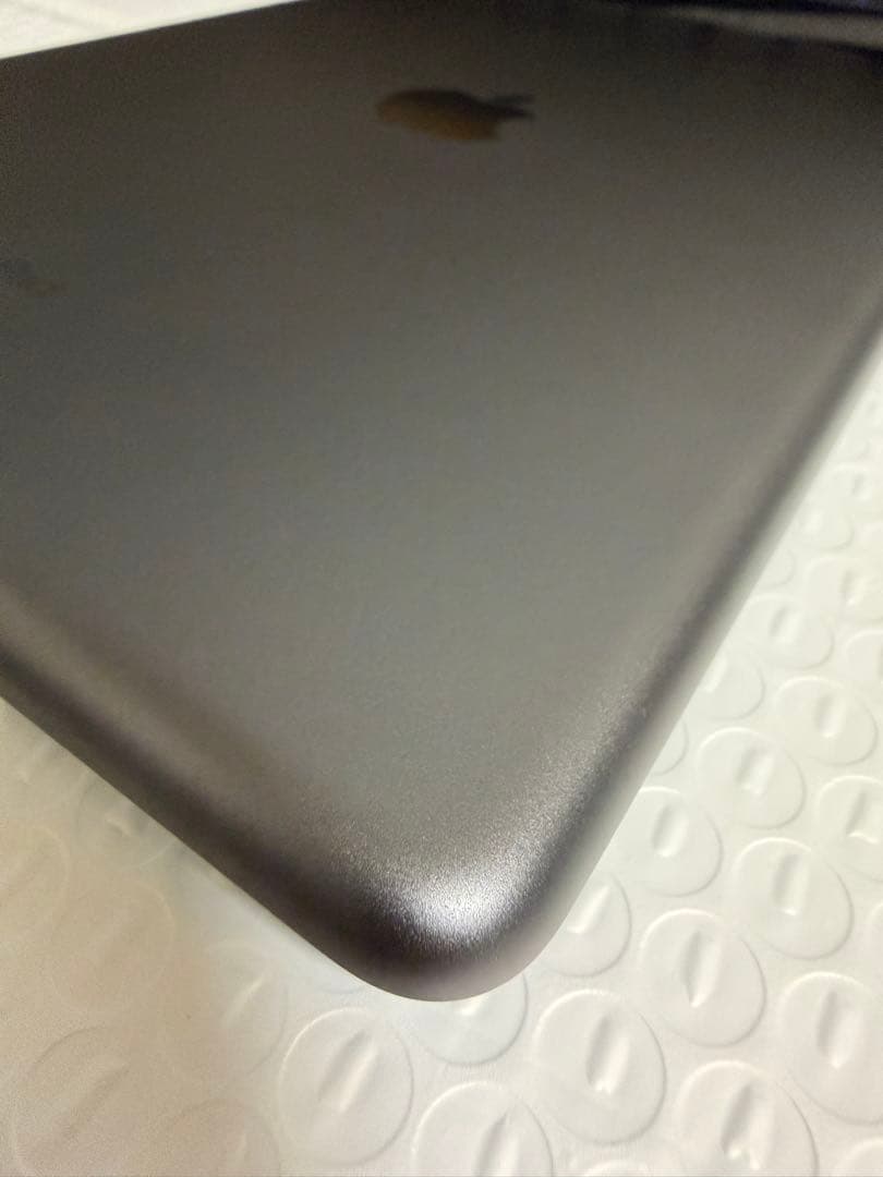 iPad 第8世代 32GB バッテリー最大容量:89%