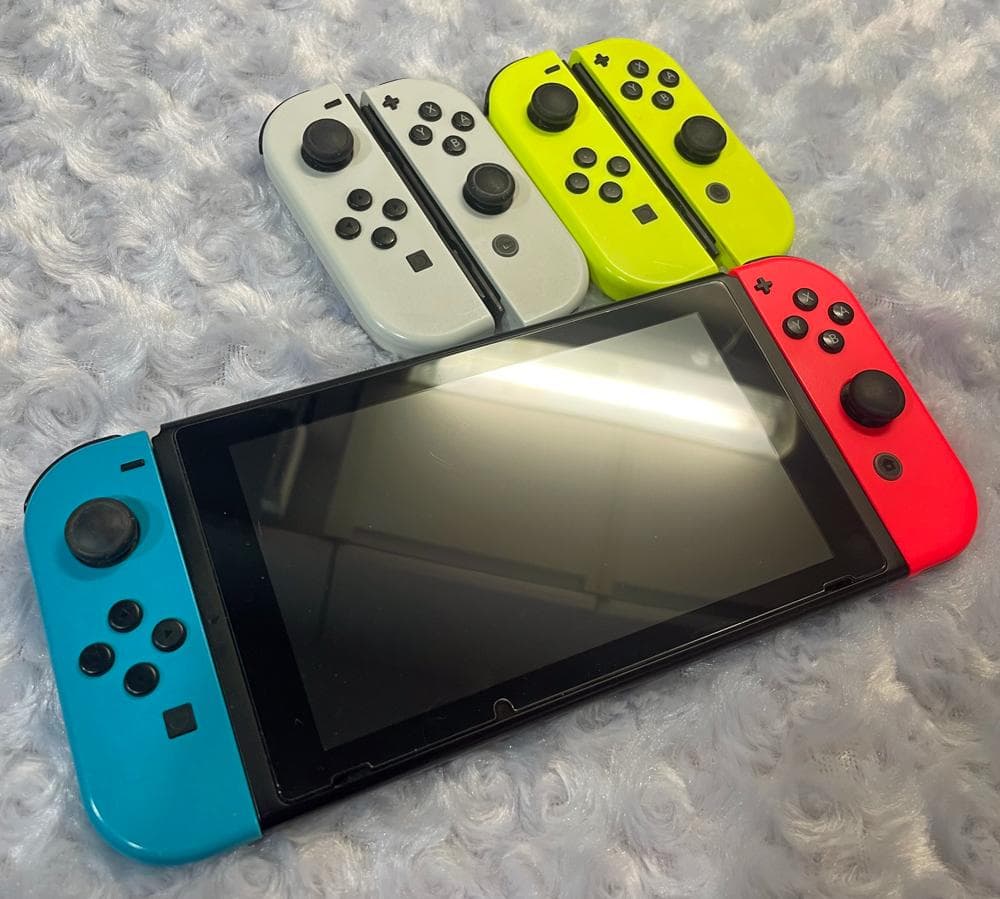 雨*弟様 【ジョイコンカラー選択❕】Nintendo Switch 本体