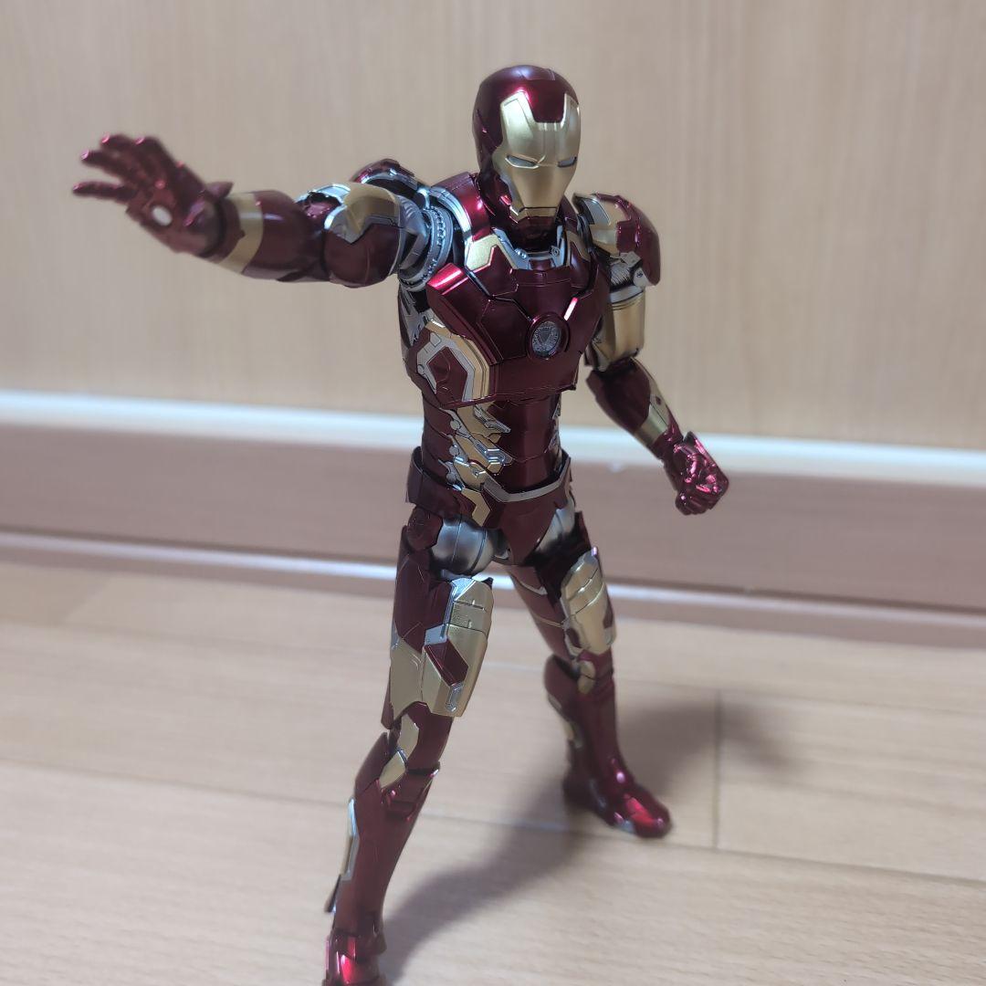 DLX アイアンマン・マーク43 Infinity Saga threezero