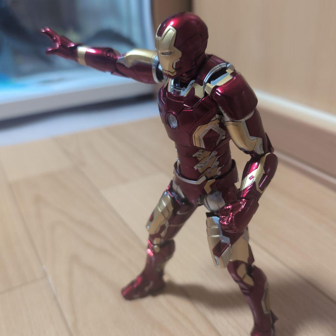 DLX アイアンマン・マーク43 Infinity Saga threezero