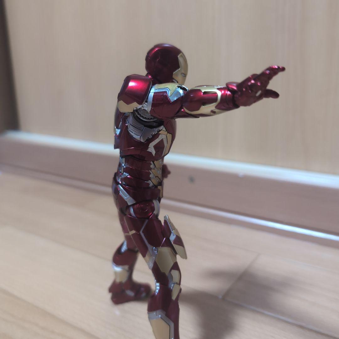 DLX アイアンマン・マーク43 Infinity Saga threezero