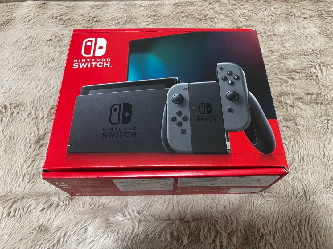 m*様 Nintendo Switch 本体 グレー Joy-Con付き