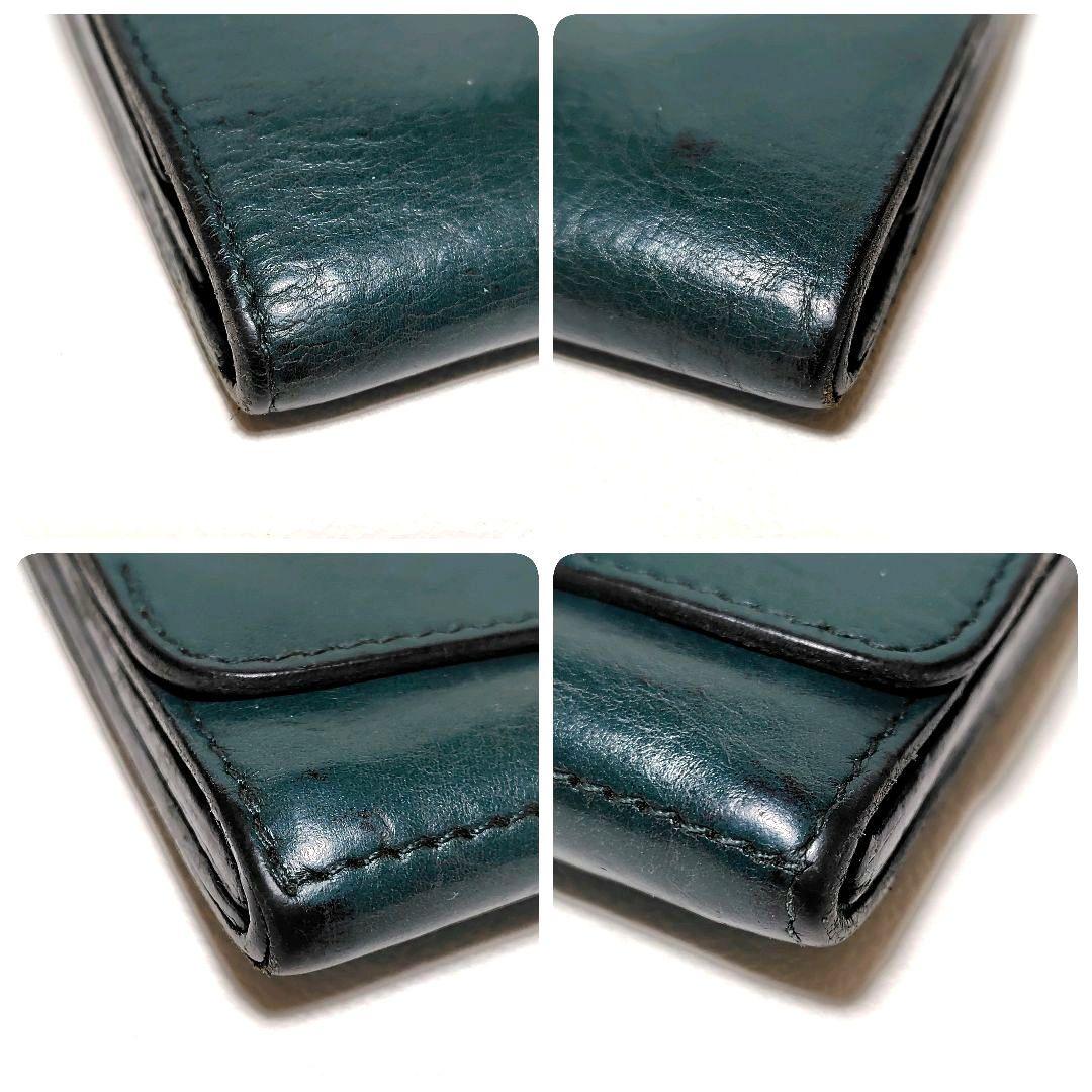 人気モデル✨　イルビゾンテ　折り財布　グリーン　レザー　金ボタン　ロゴ型押し