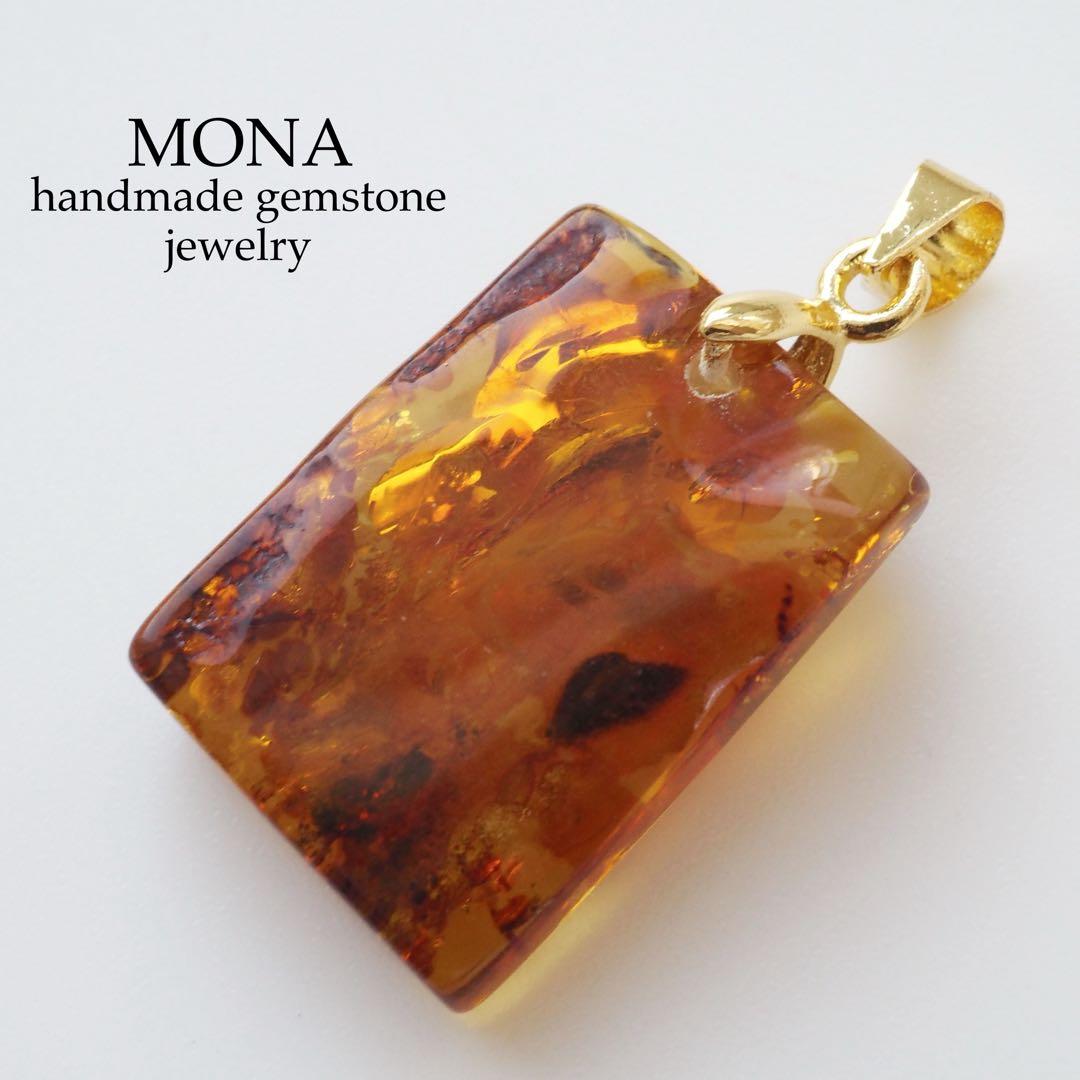 【Noel】希少色ティールブルー翡翠の大粒枠留めネックレストップ