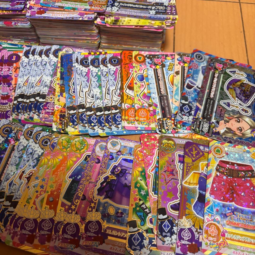 アイカツカード 大量 1300枚以上 R以上あり