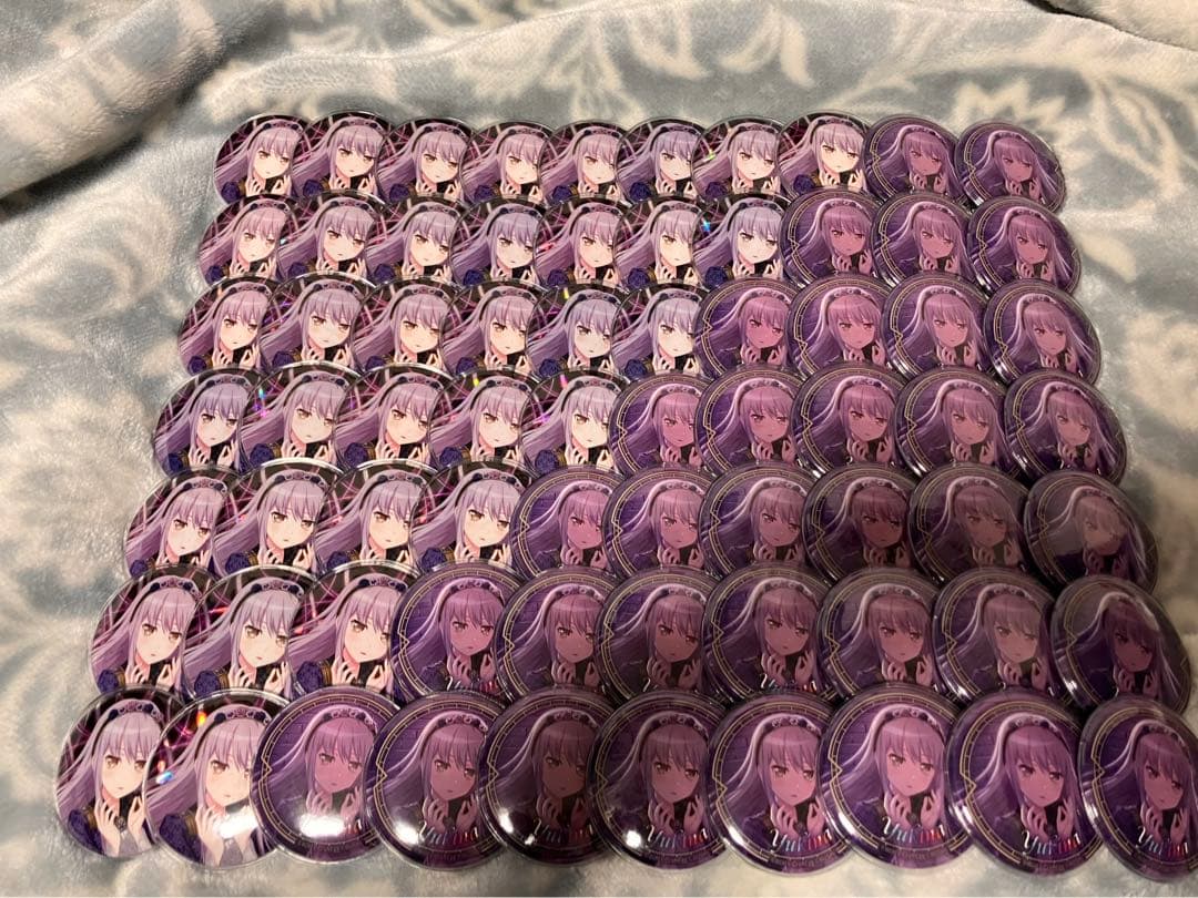 湊友希那 Farbe 缶バッジ 70個