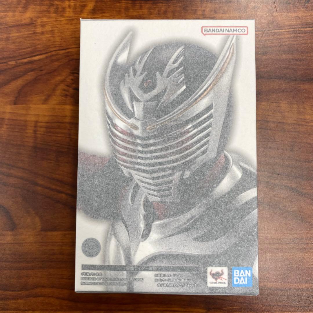新品 S.H.Figuarts（真骨彫製法）仮面ライダー 龍騎 /フィギュアーツ