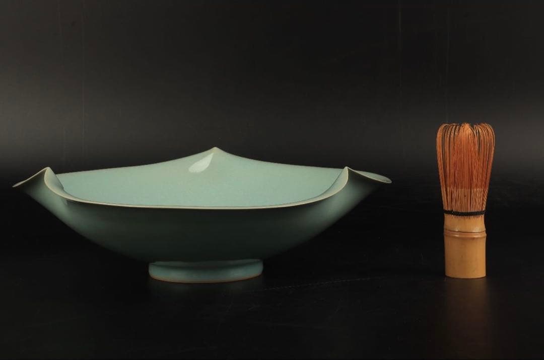 松林廣 青瓷輪花鉢 共箱 骨董 飾皿 飾り皿 鉢 菓子器