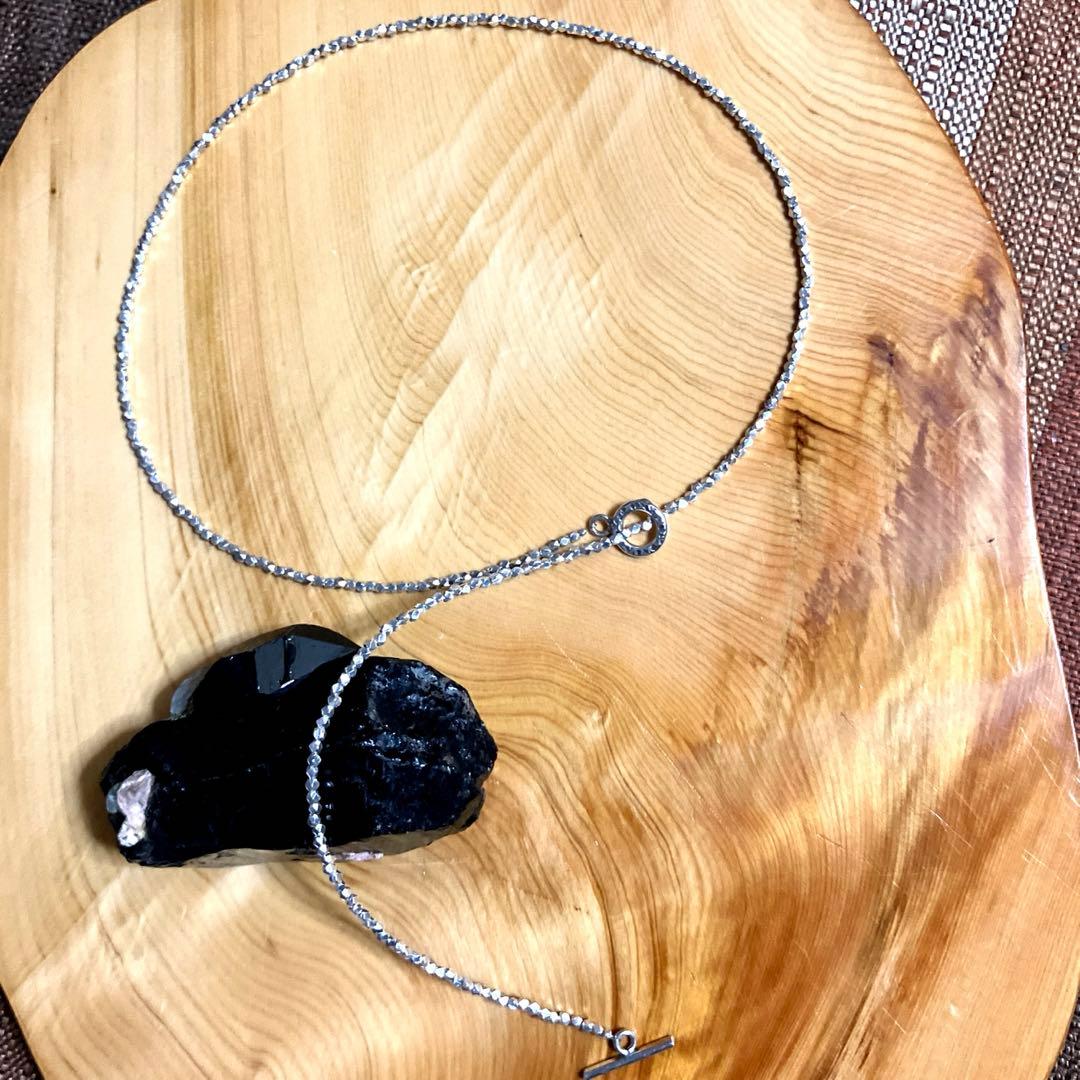 カレンシルバー　ソリッドビーズ　ランダムカット　ロングネックレス　60cm