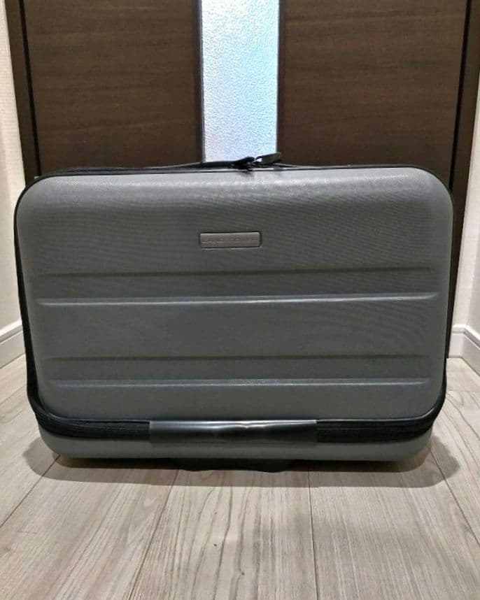 ランドローバー　キャリーケース　機内持ち込み可　グレー