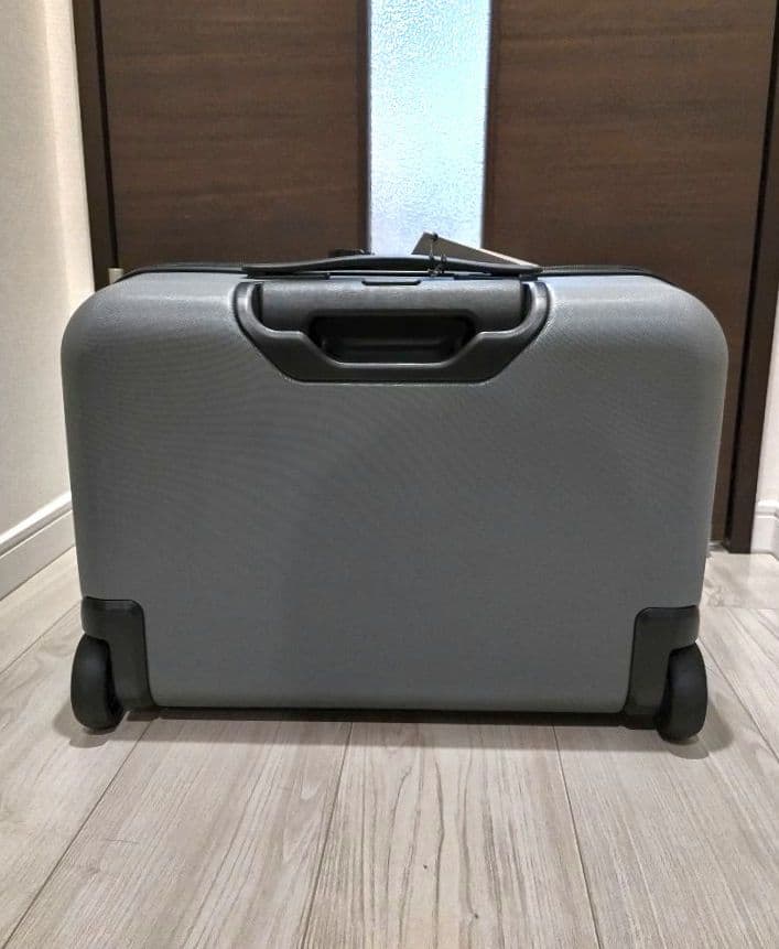 ランドローバー　キャリーケース　機内持ち込み可　グレー