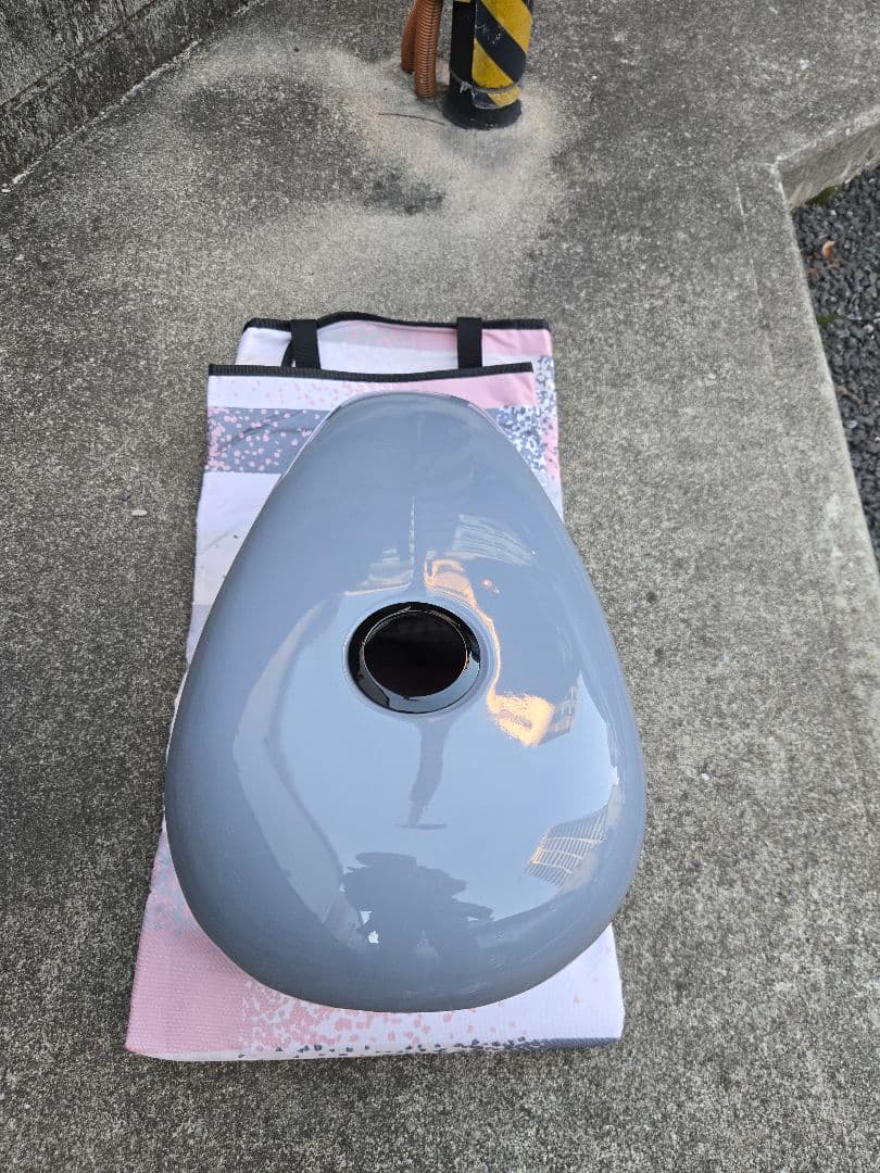 サイモン　ハーレータンクカバー　XL883 XL1200NSアイアン