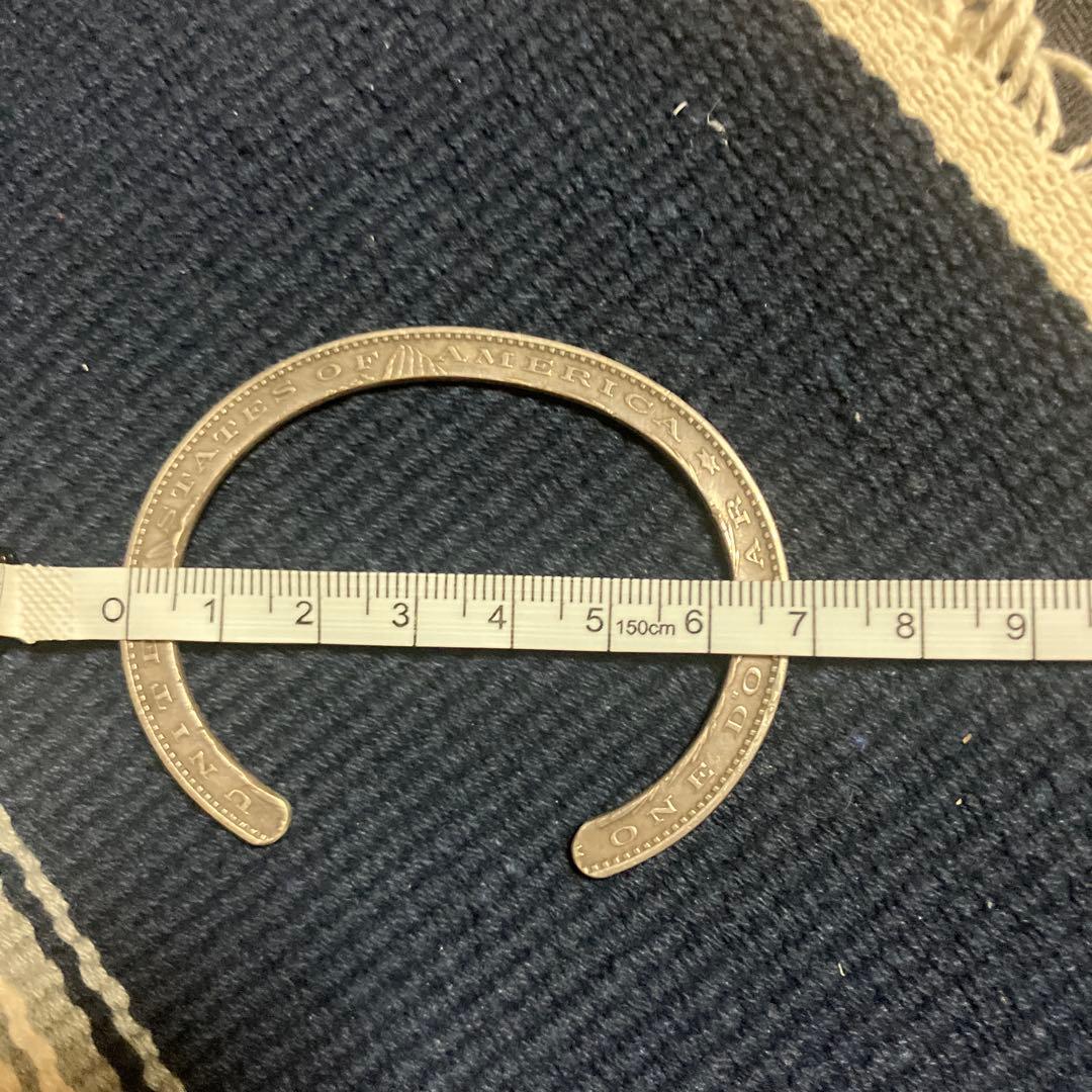 モルガン　バングル