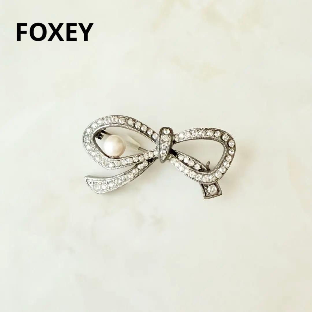 FOXEY フォクシー パール付きリボンブローチ ラインストーン アンティーク