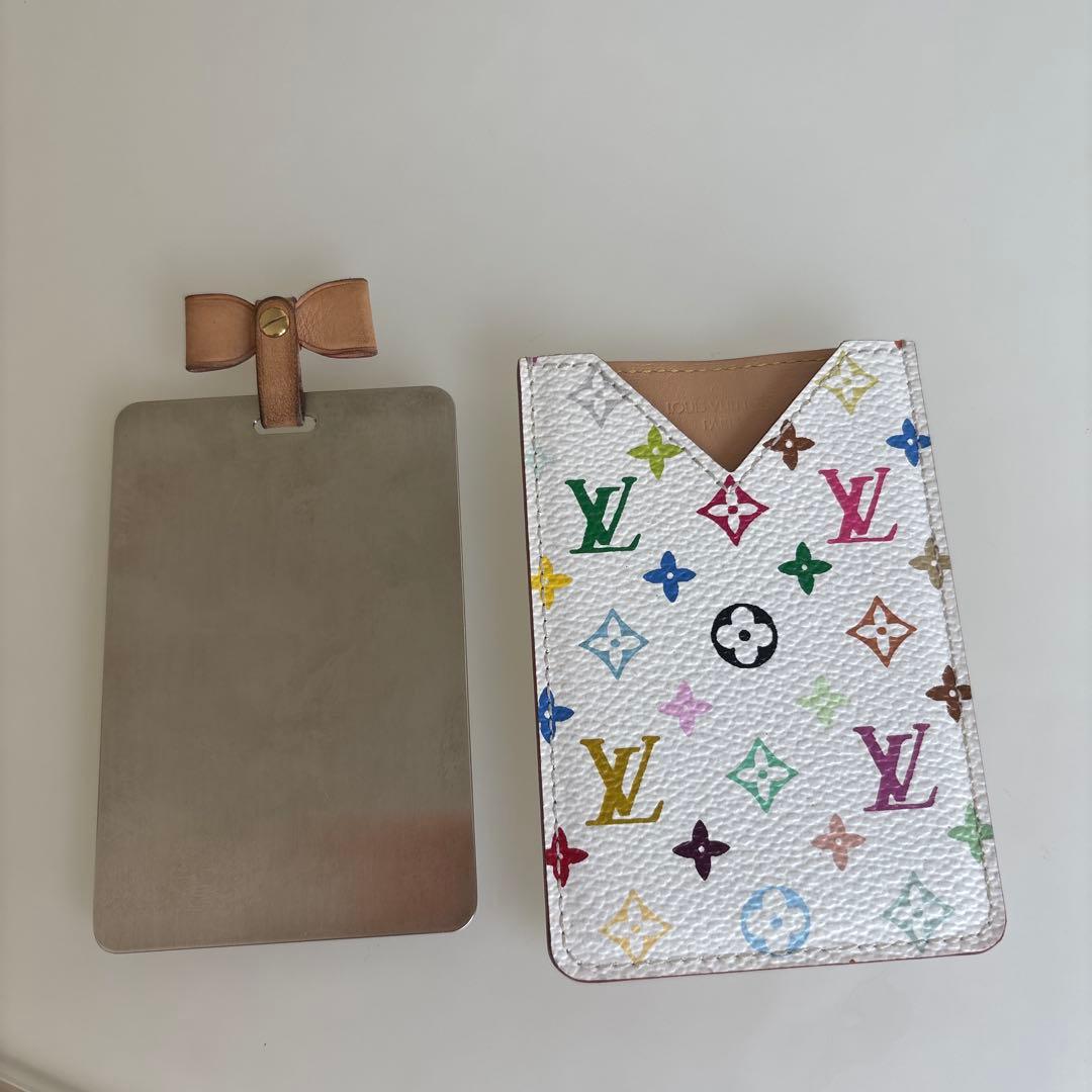 Vuitton マッチカラーコンパクトミラー