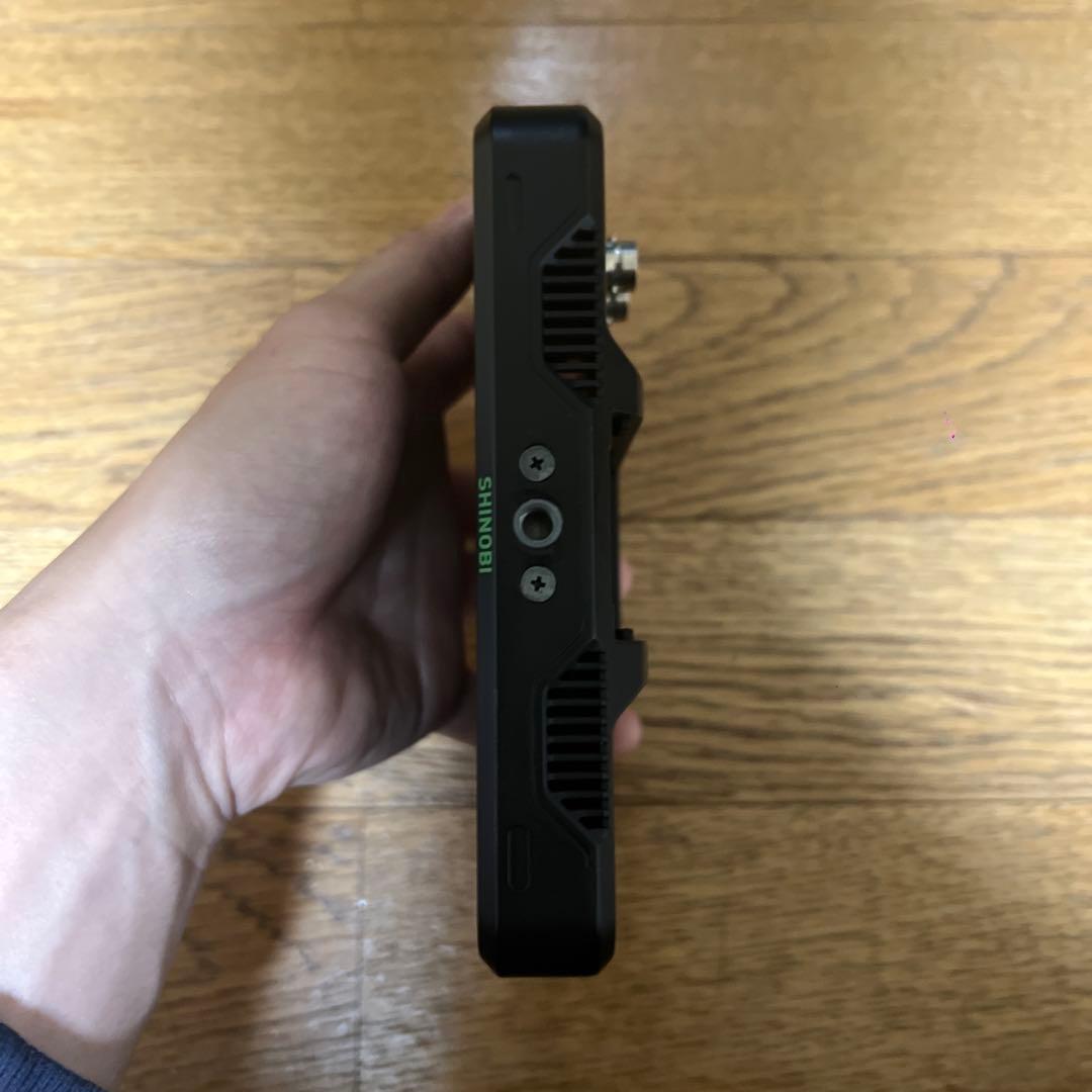 Atomos Shinobi バッテリー2個付き