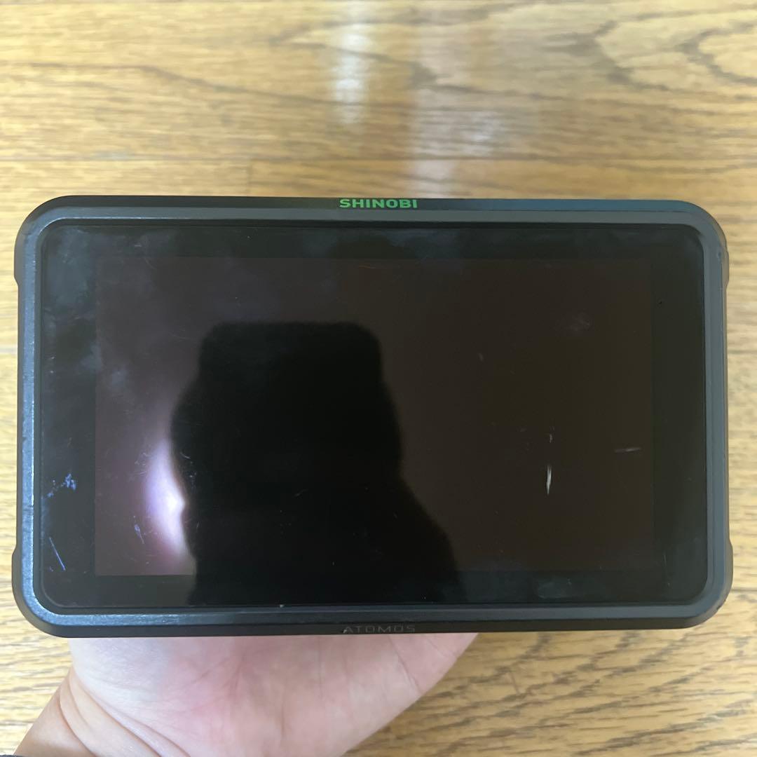 Atomos Shinobi バッテリー2個付き