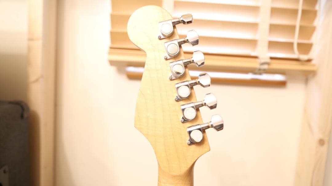 BUSKER'S ストラトキャスター　ブラック