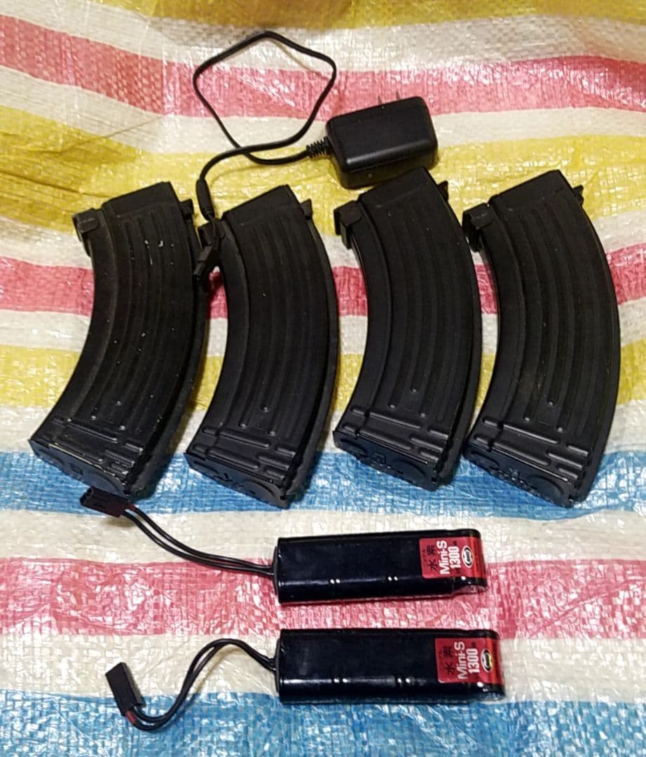 ミリタリー　ザバゲー　東京マルイ　電動ガン　AK47とUFC長物ケース