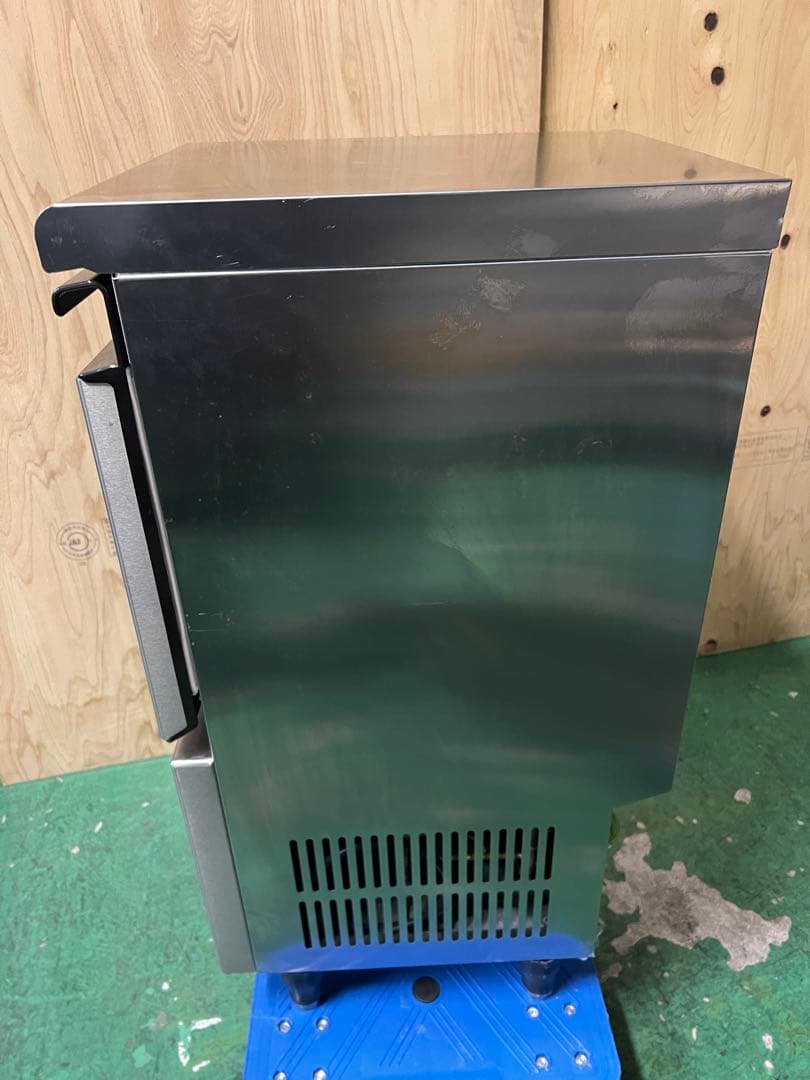 2010年 ホシザキ製氷機 25kg