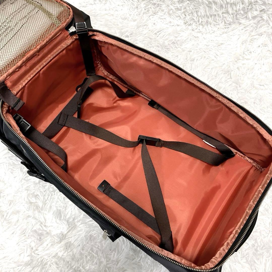 SWANY　キャリーバッグ　20L　座面付き　イス付き　光沢有り　四輪キャスター