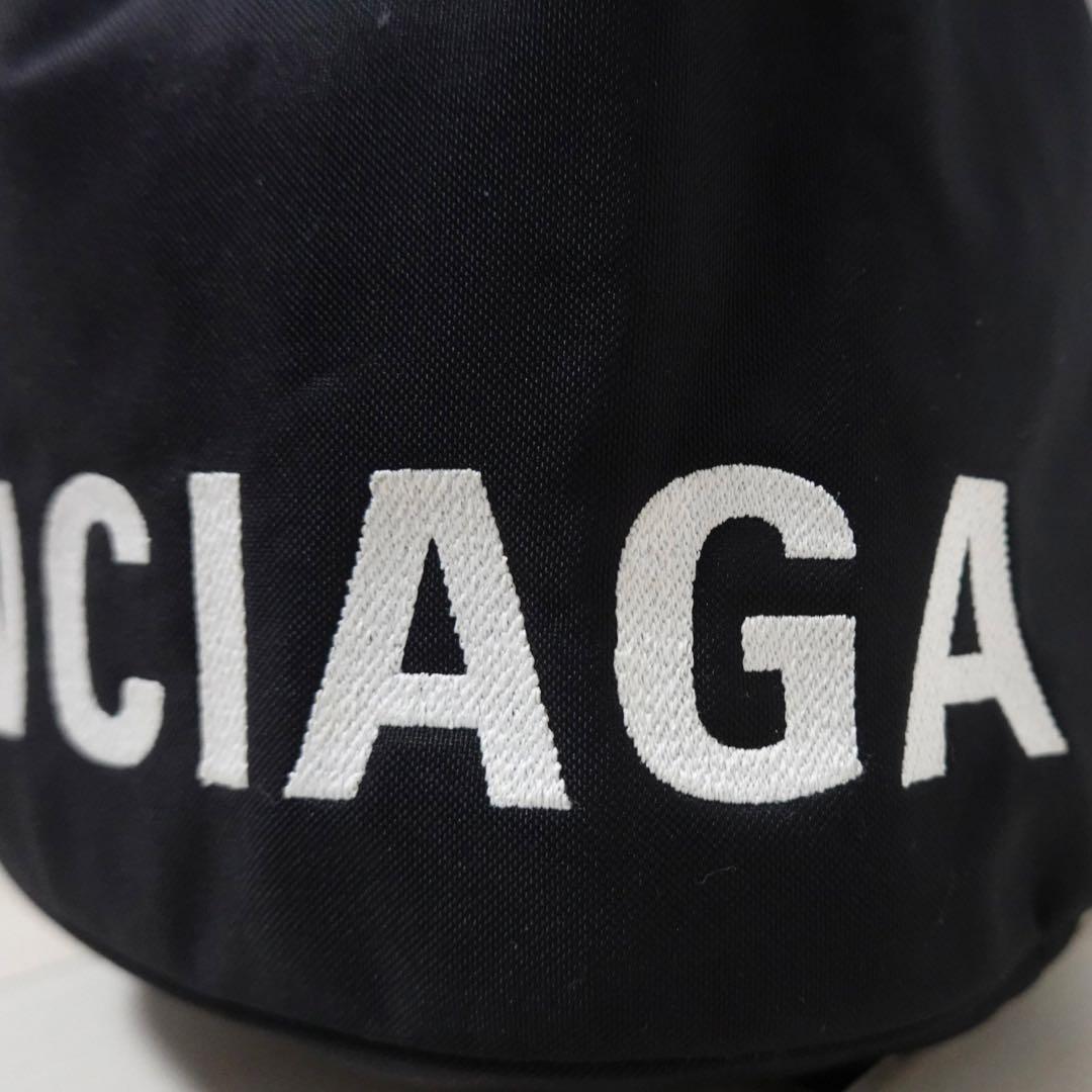 バレンシアガ　ウィール ドローストリングバケット　ハンドバッグ　ナイロン　黒　S